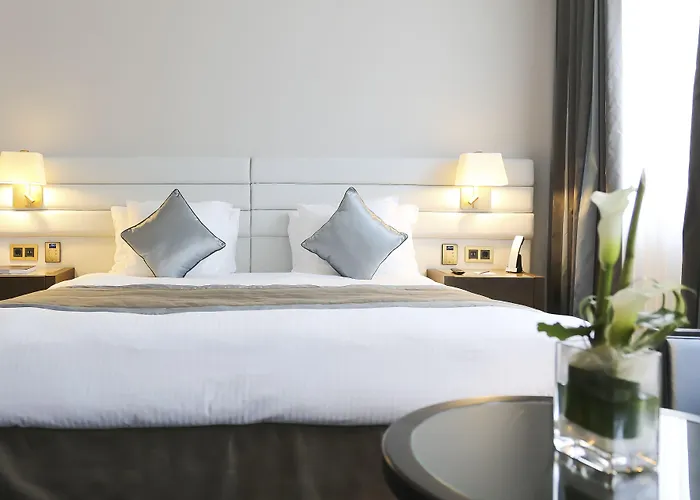 Szálloda Le Royal & 5*