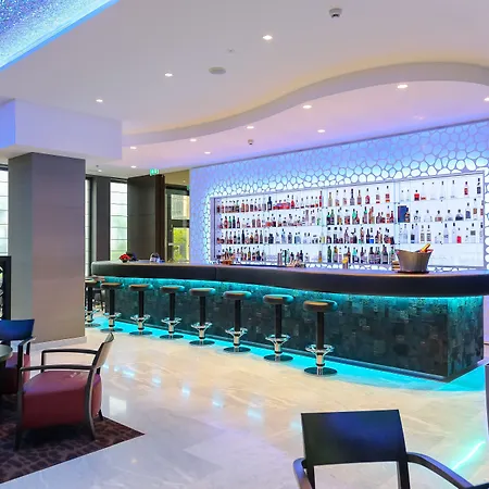 Отель Le Royal &