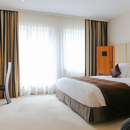 Le Royal & Отель Люксембург