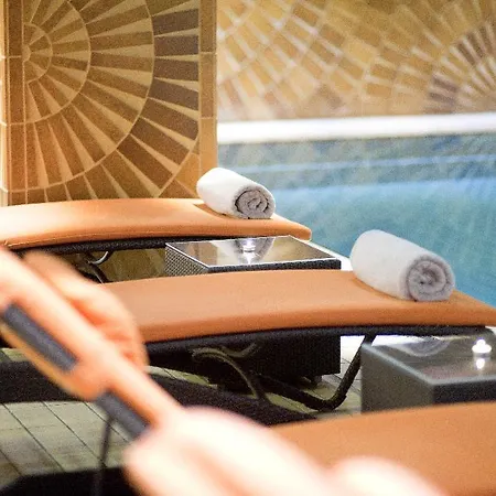 Hotel Le Royal & 5*