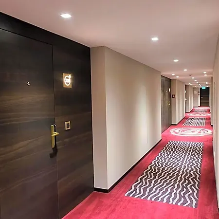 Hotel Le Royal & 5*