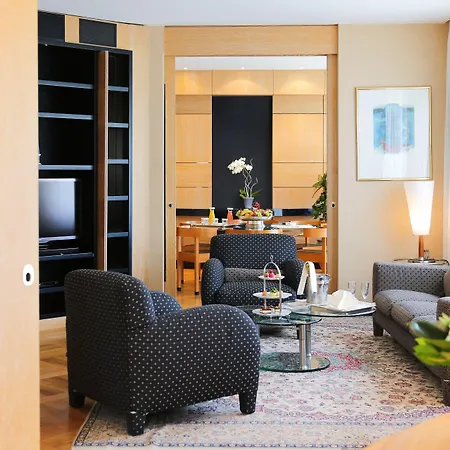 Le Royal & Hotel 5*
