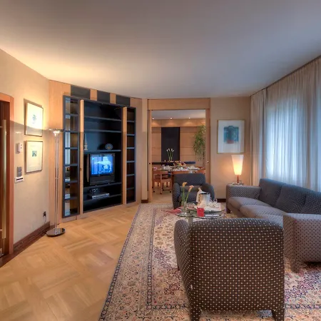 Отель Le Royal & Люксембург