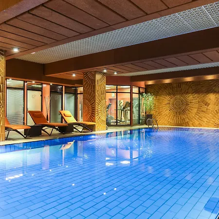 Szálloda Le Royal & 5*