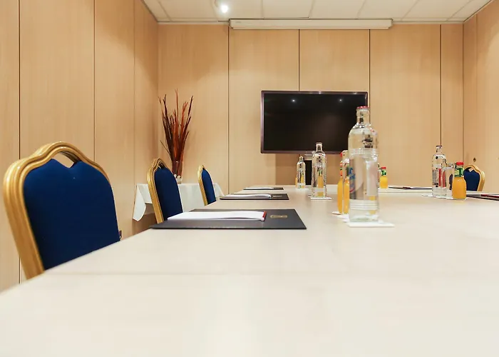 Ξενοδοχείο Le Royal & 5*